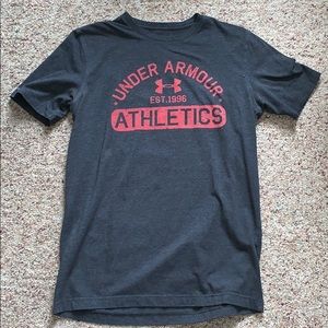 Grey Under Armour t-shirt